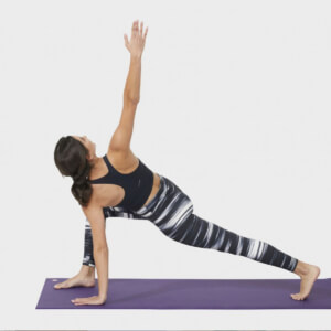 ヨガインストラクターの年収はどのぐらい ヨガインストラクターになるには ヨガイントラ ヨガ講師 ヨガティーチャー 全米ヨガアライアンス Manduka ヨガマガジン